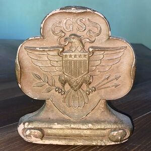 Vintage 1950s era Girl Scout book end. Just one. Natural patina ✨